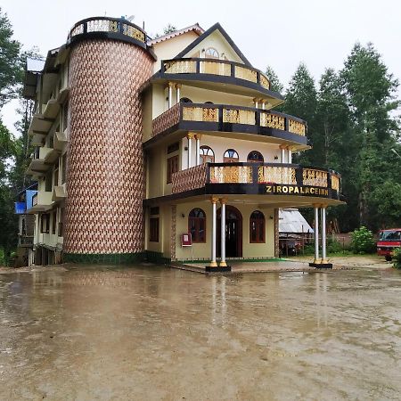 Namaste Ziro Palace Inn - A Boutique Hotel Hāpoli Extérieur photo