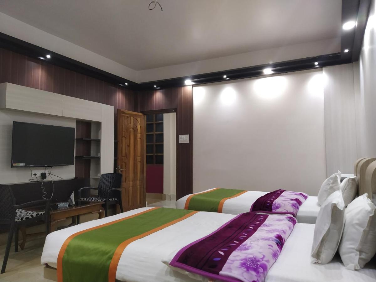 Namaste Ziro Palace Inn - A Boutique Hotel Hāpoli Extérieur photo