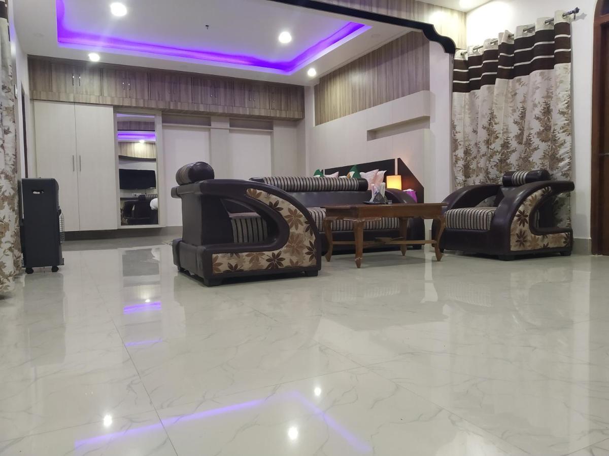 Namaste Ziro Palace Inn - A Boutique Hotel Hāpoli Extérieur photo