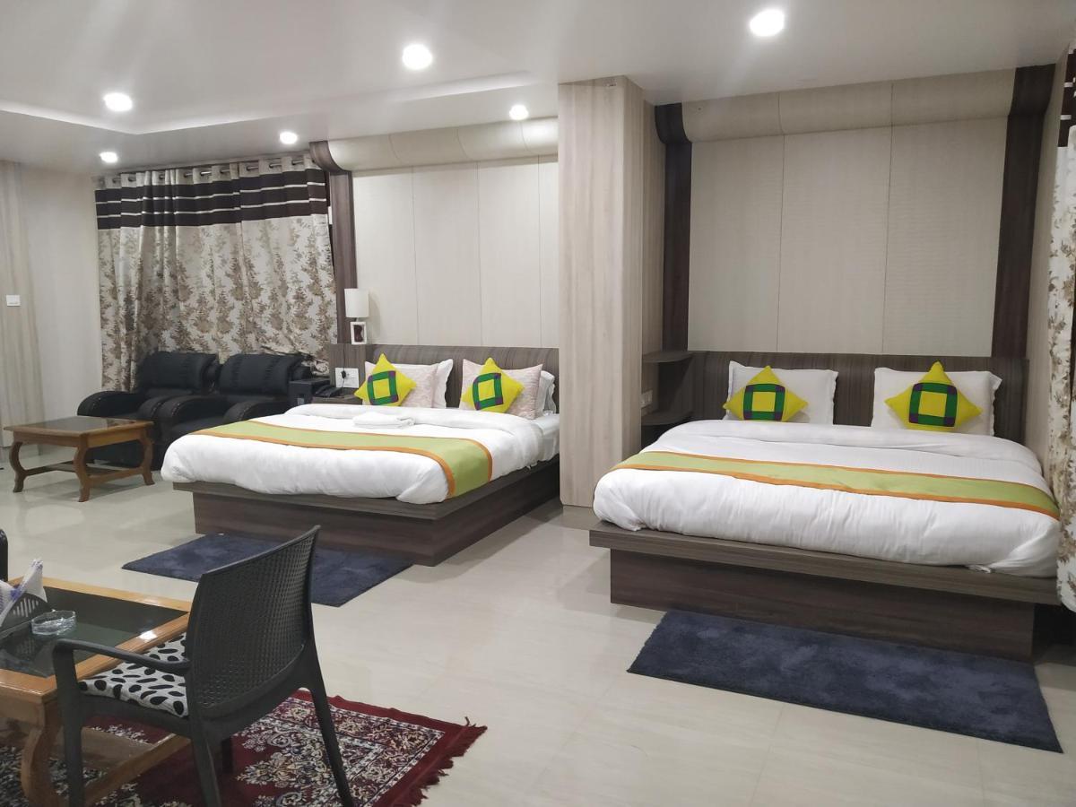 Namaste Ziro Palace Inn - A Boutique Hotel Hāpoli Extérieur photo