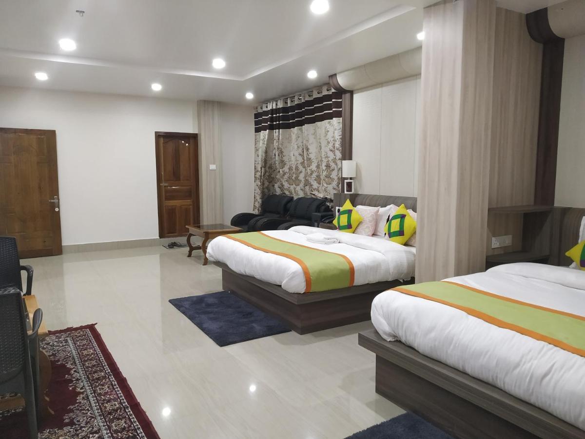 Namaste Ziro Palace Inn - A Boutique Hotel Hāpoli Extérieur photo