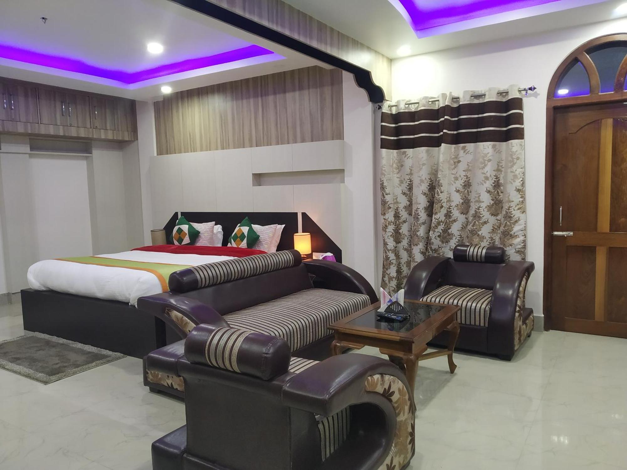 Namaste Ziro Palace Inn - A Boutique Hotel Hāpoli Extérieur photo