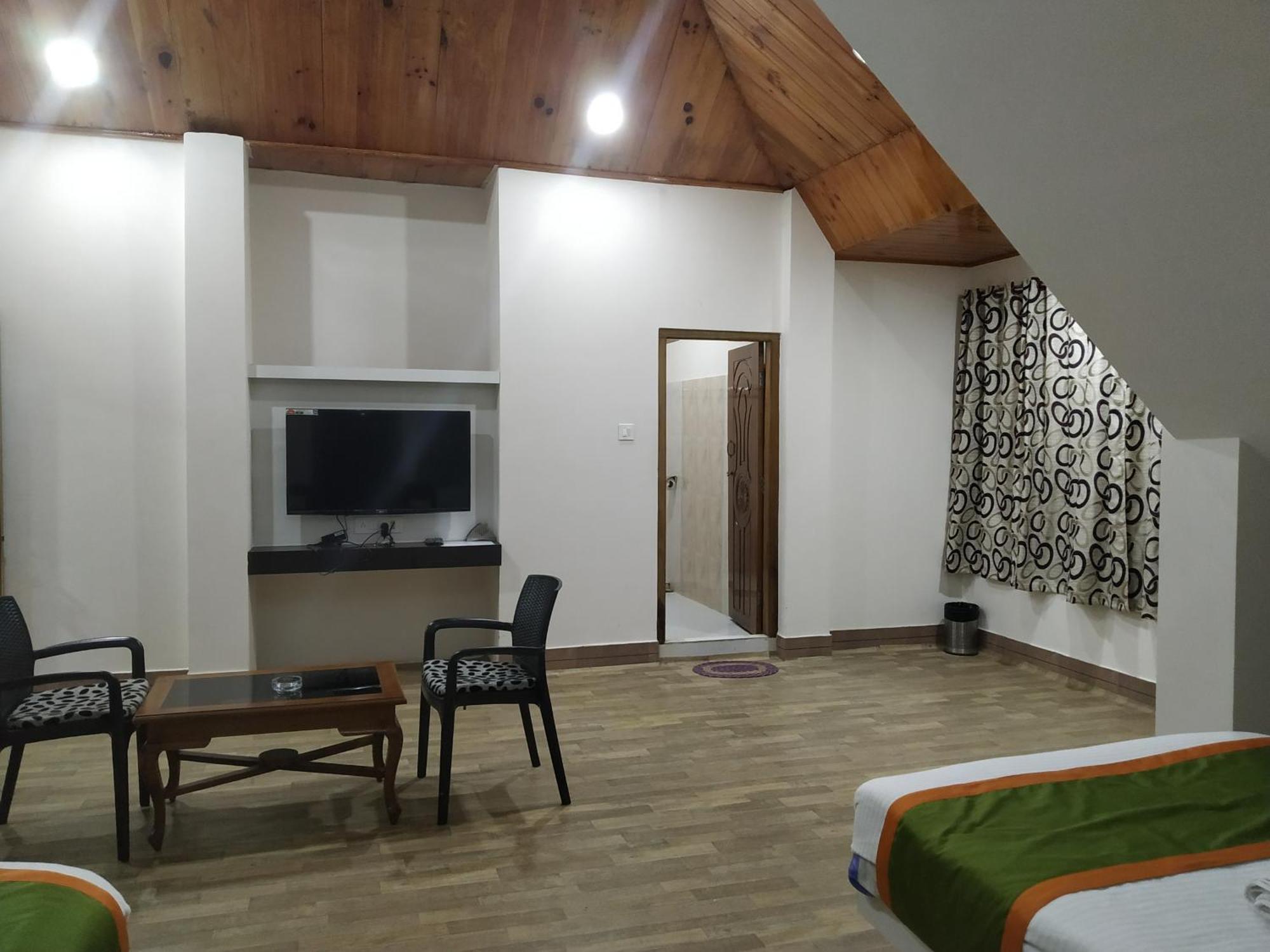 Namaste Ziro Palace Inn - A Boutique Hotel Hāpoli Extérieur photo